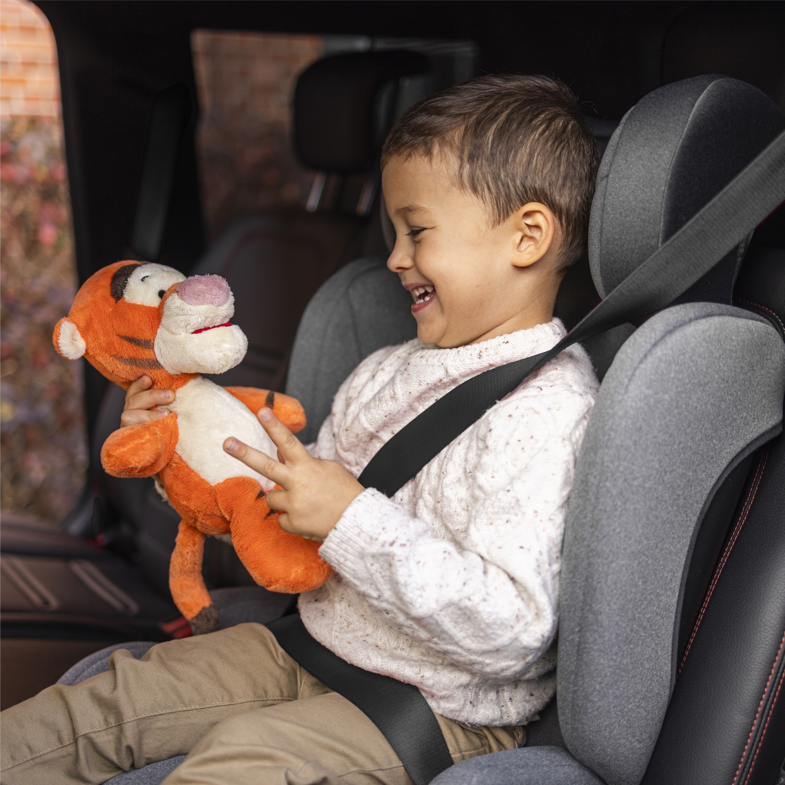 Silla de coche Tulano Joy 35 Grey ISOFIX 100-150 cm I-Size