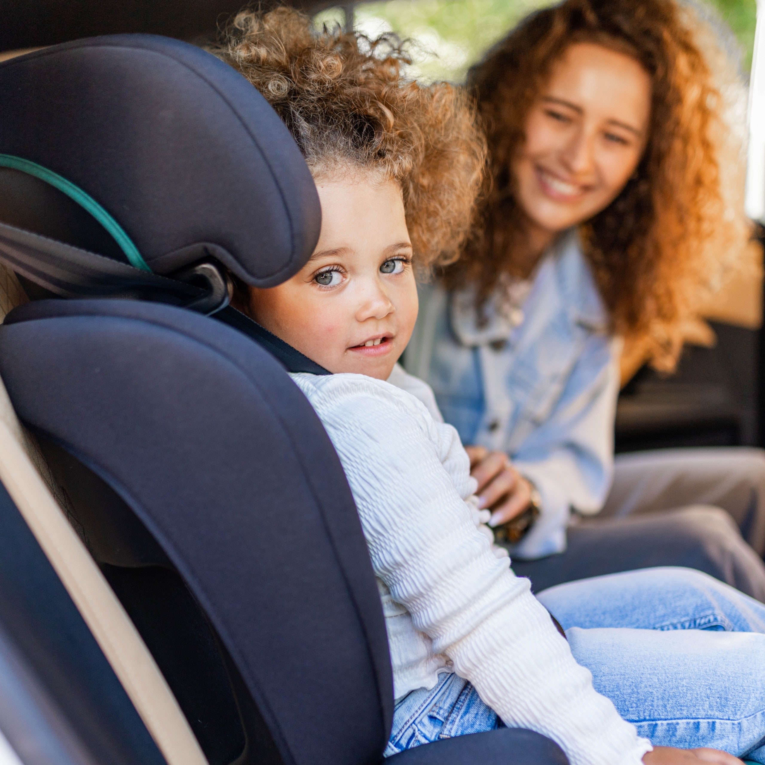 OUTLET Silla de coche para niños 2 en 1, 100-150 cm, Joy 45 Black I-Size