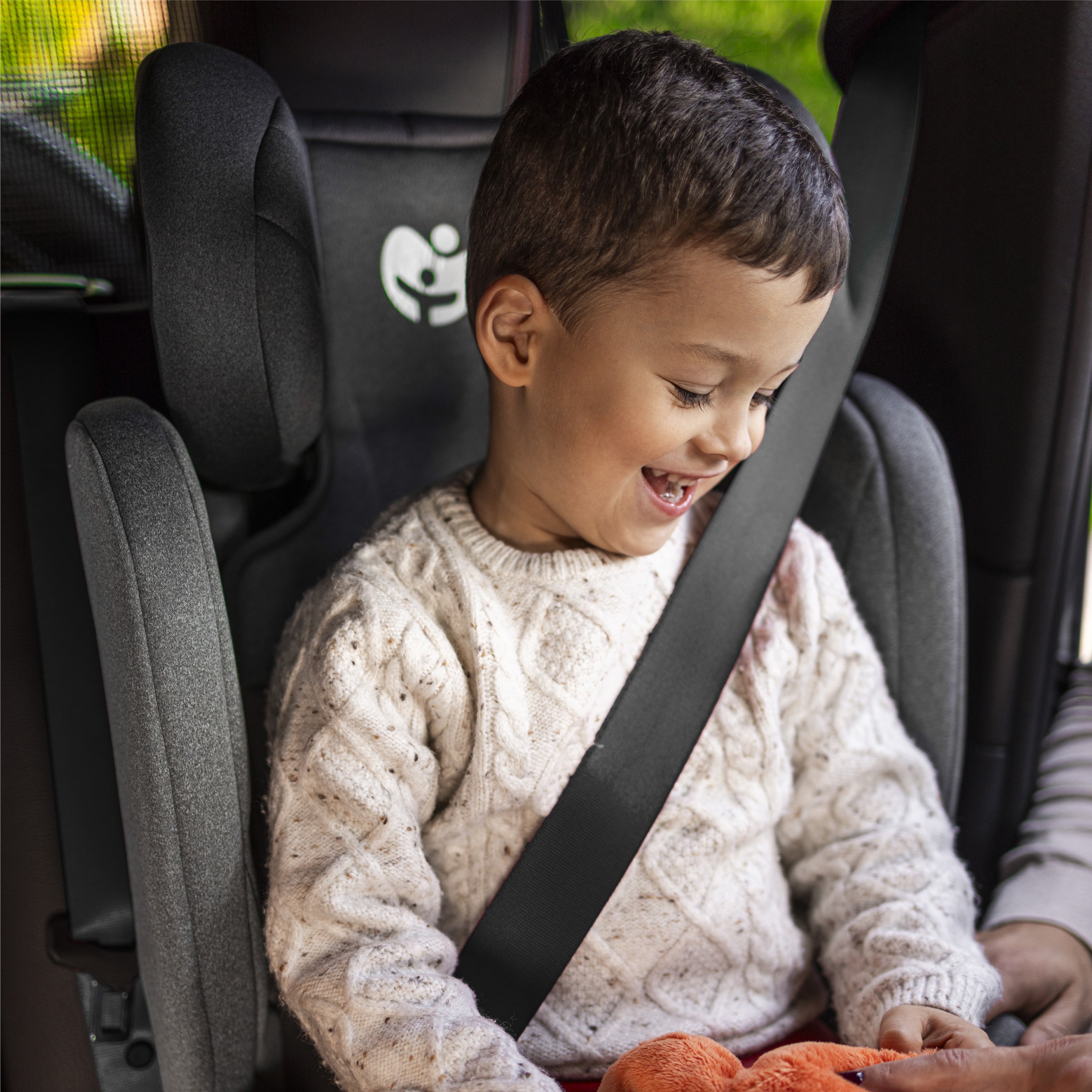 Silla de coche Tulano Joy 35 Black ISOFIX 100-150 cm I-Size