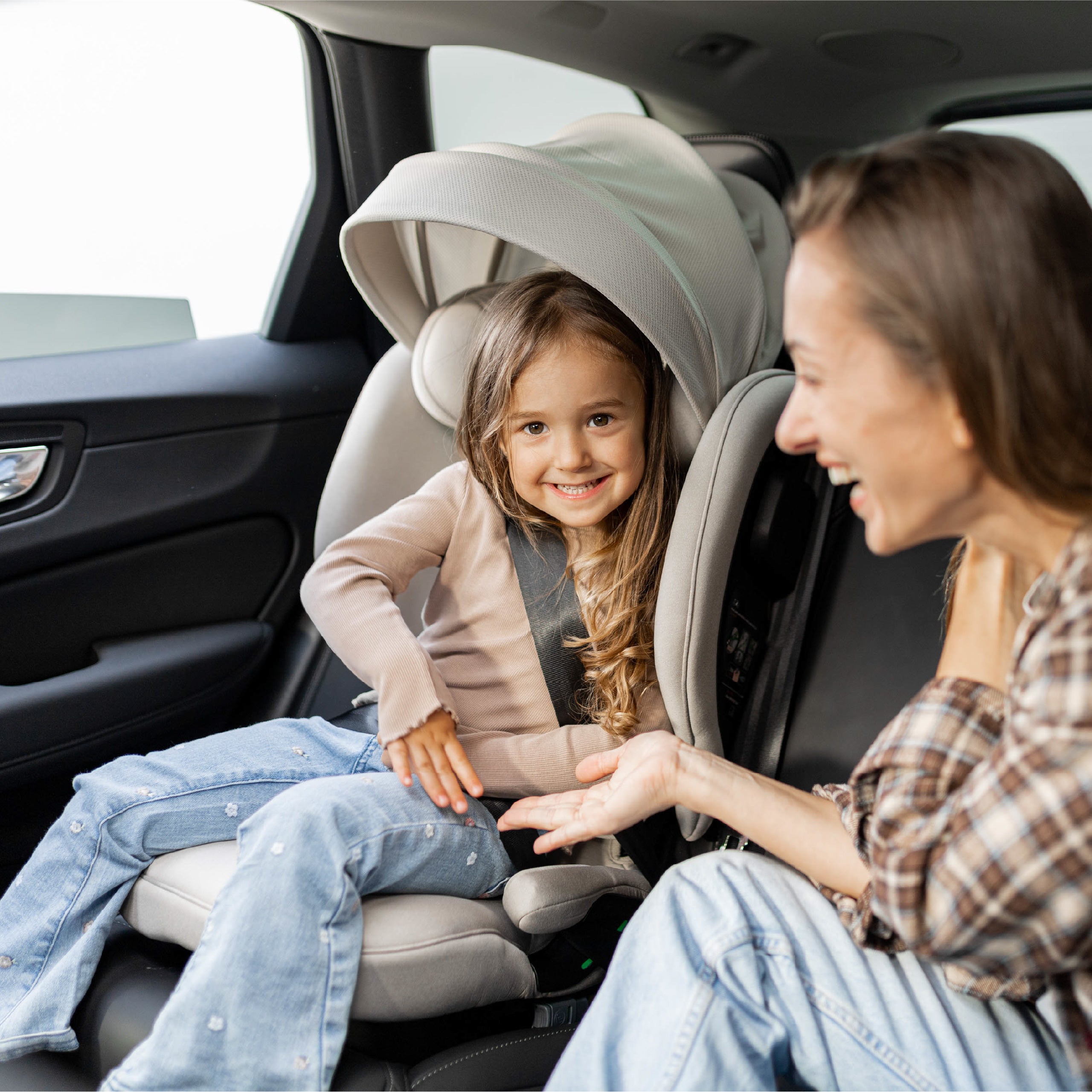 Silla de coche para niños de 100 a 150 cm Tulano Joy 55 Beige I-Size