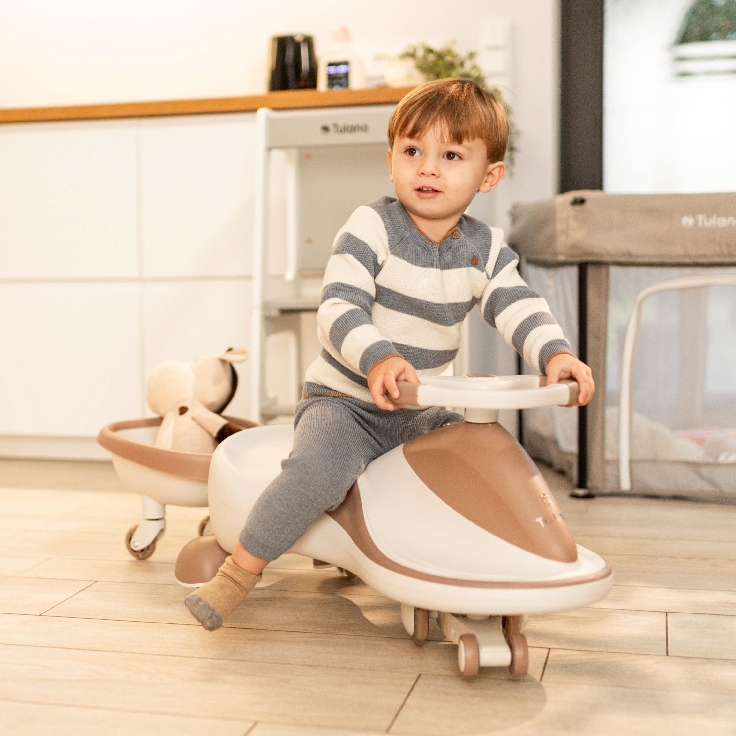 Cochecito infantil por gravedad con luces LED Tulano Focus 55 Grey