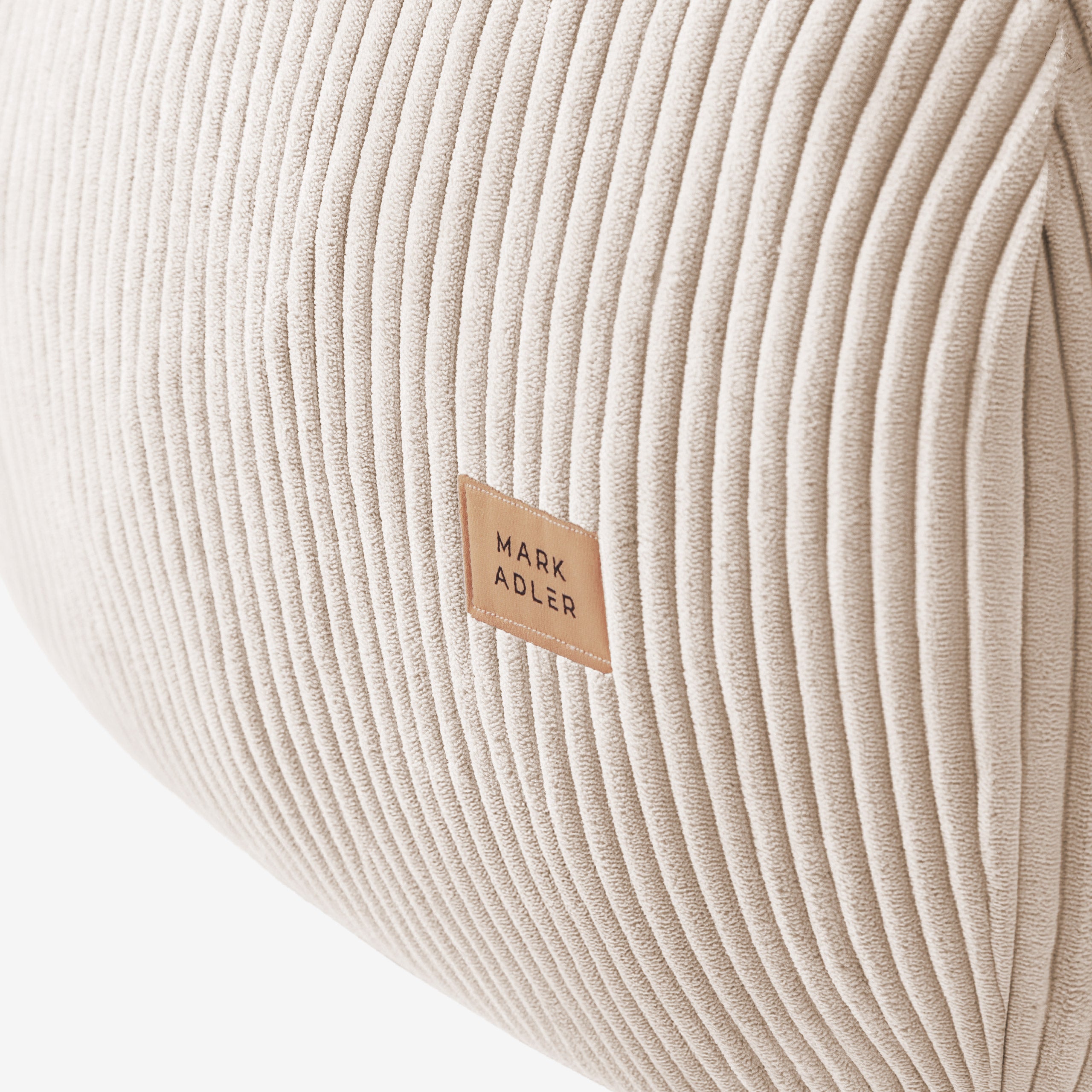 Puf tipo saco de pana beige Mark Adler Comfy 1.0 Beige