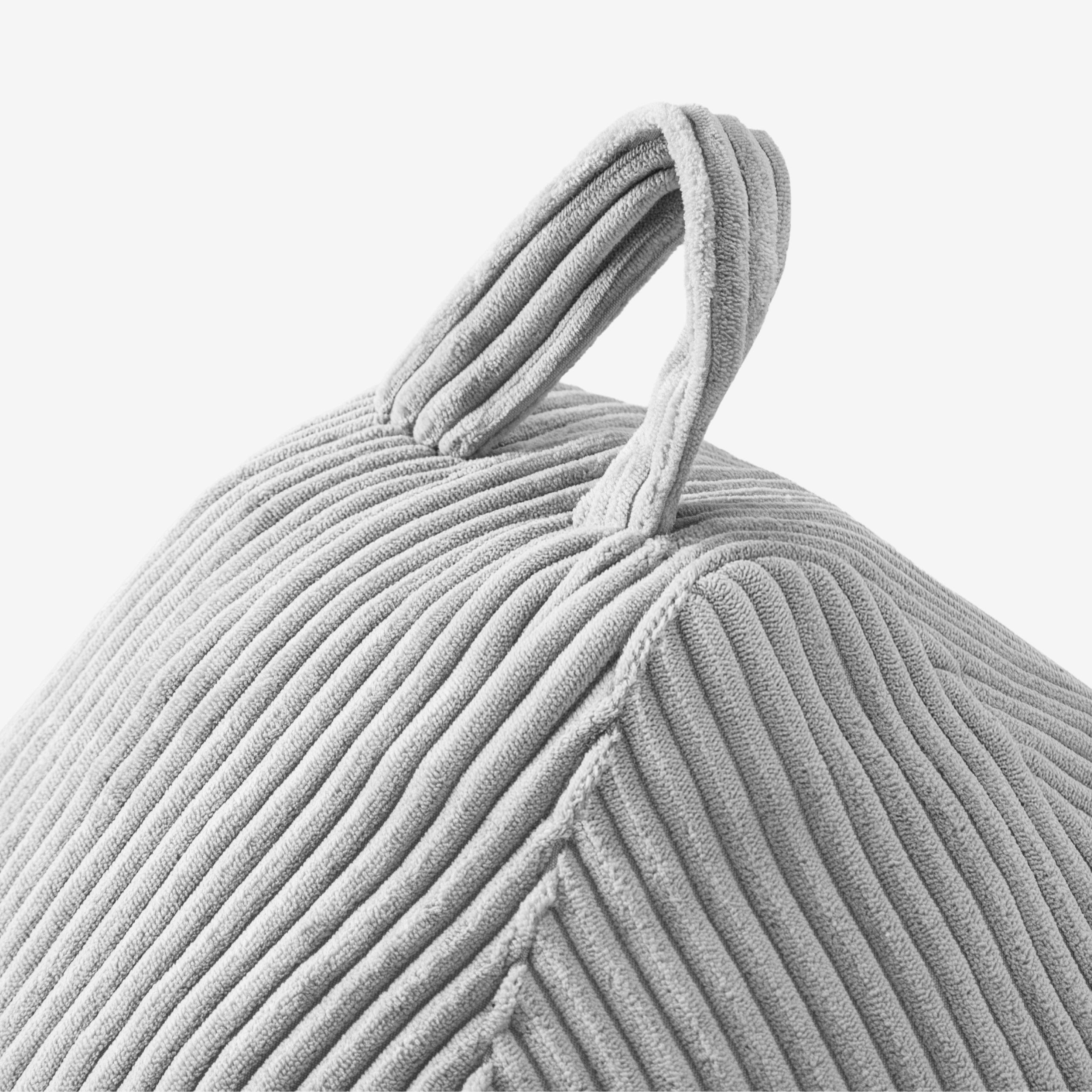 Puf tipo saco de pana gris Mark Adler Comfy 1.0 Grey