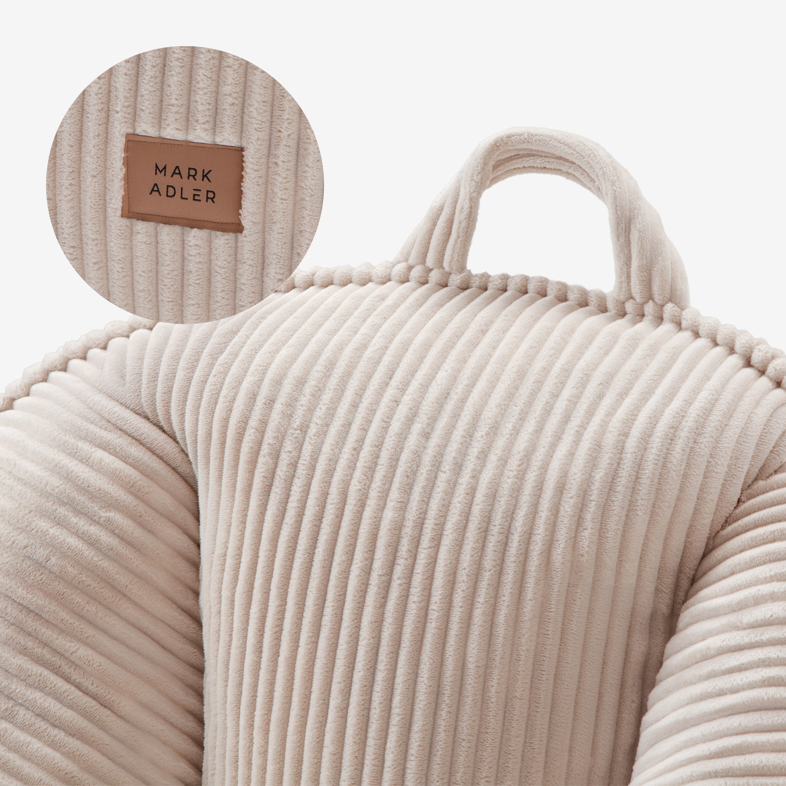 Sillón puf de pana con respaldo Mark Adler Comfy 4.0 Beige