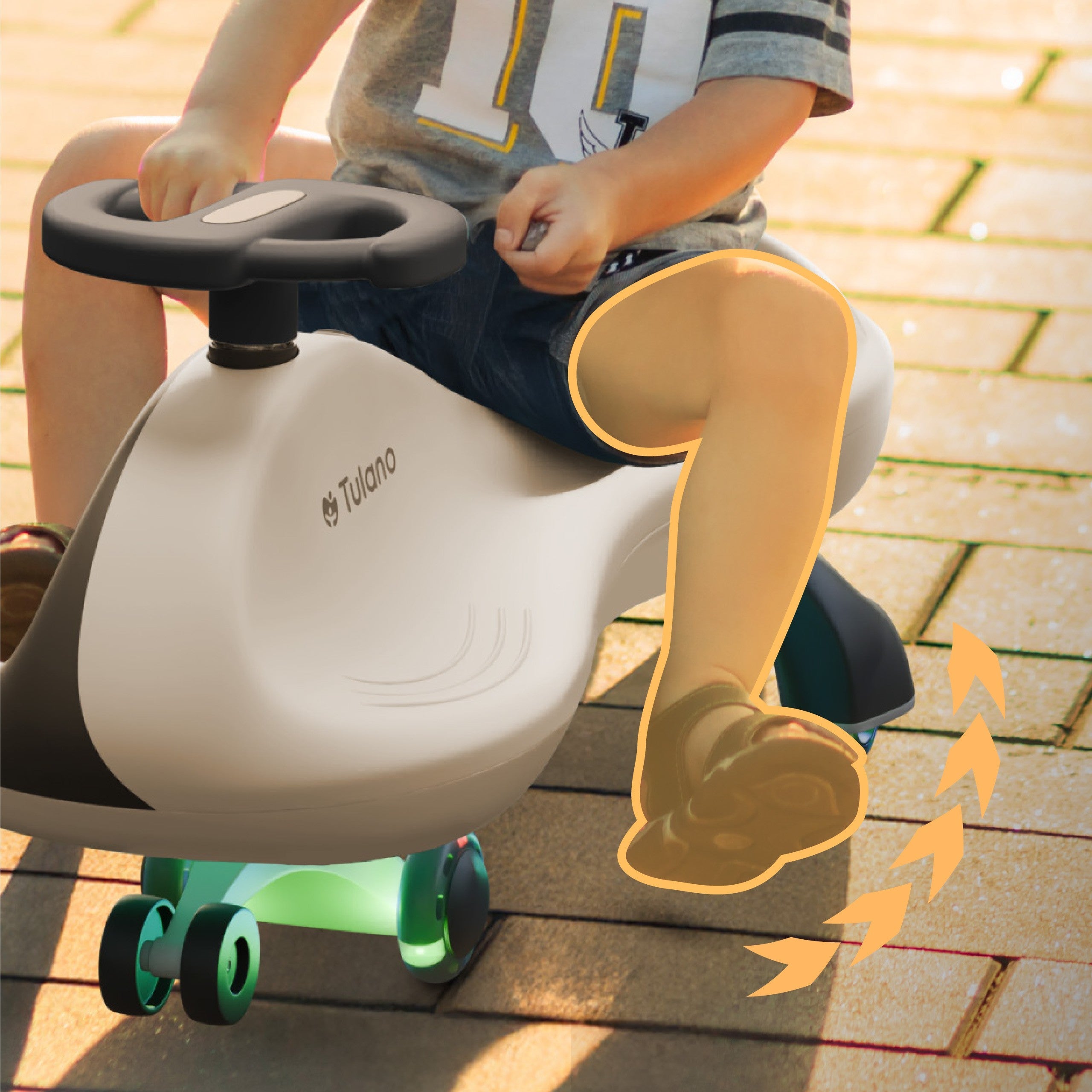 OUTLET Cochecito infantil por gravedad con luces LED Tulano Focus 35 Beige
