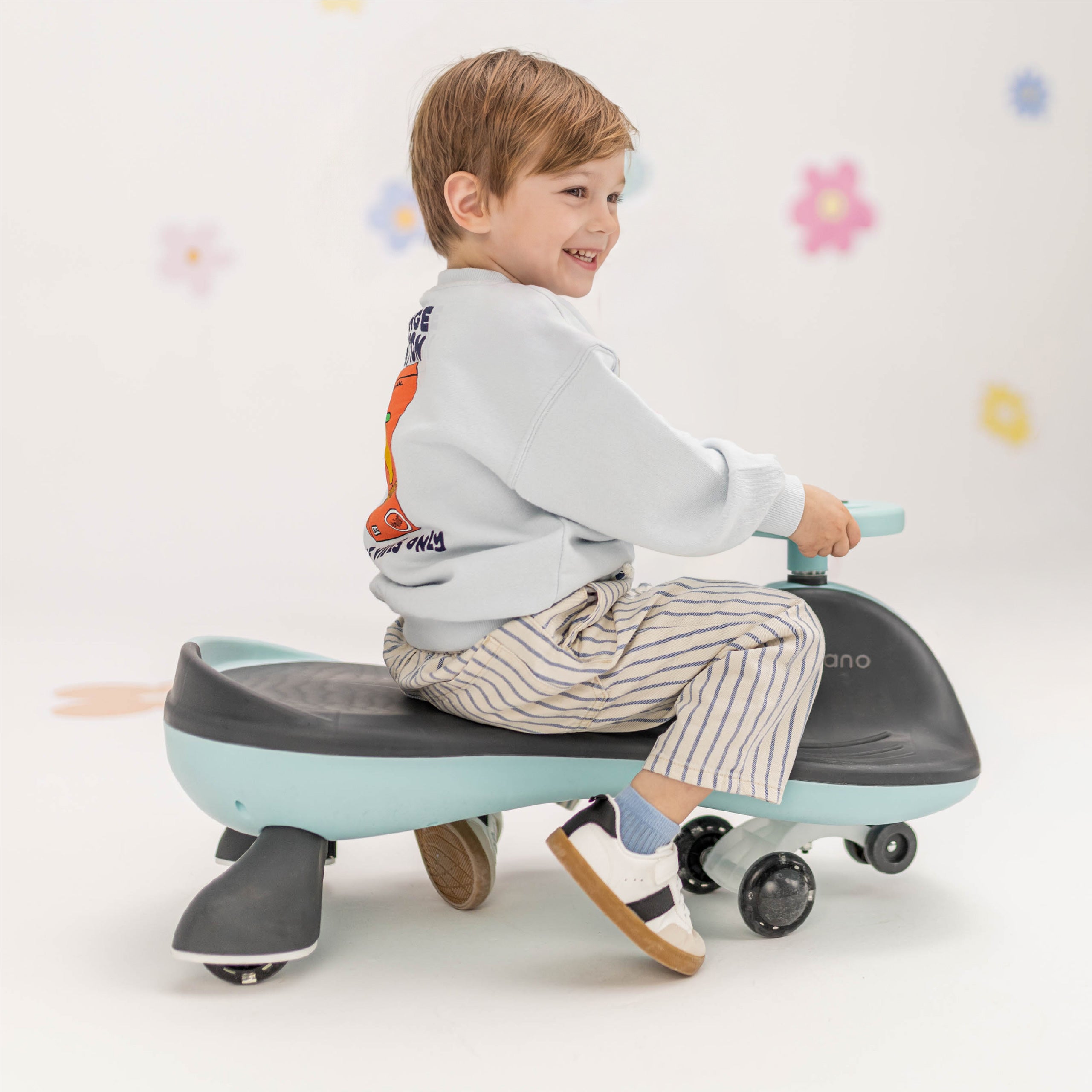 Cochecito infantil por gravedad con luces LED Tulano Focus 35