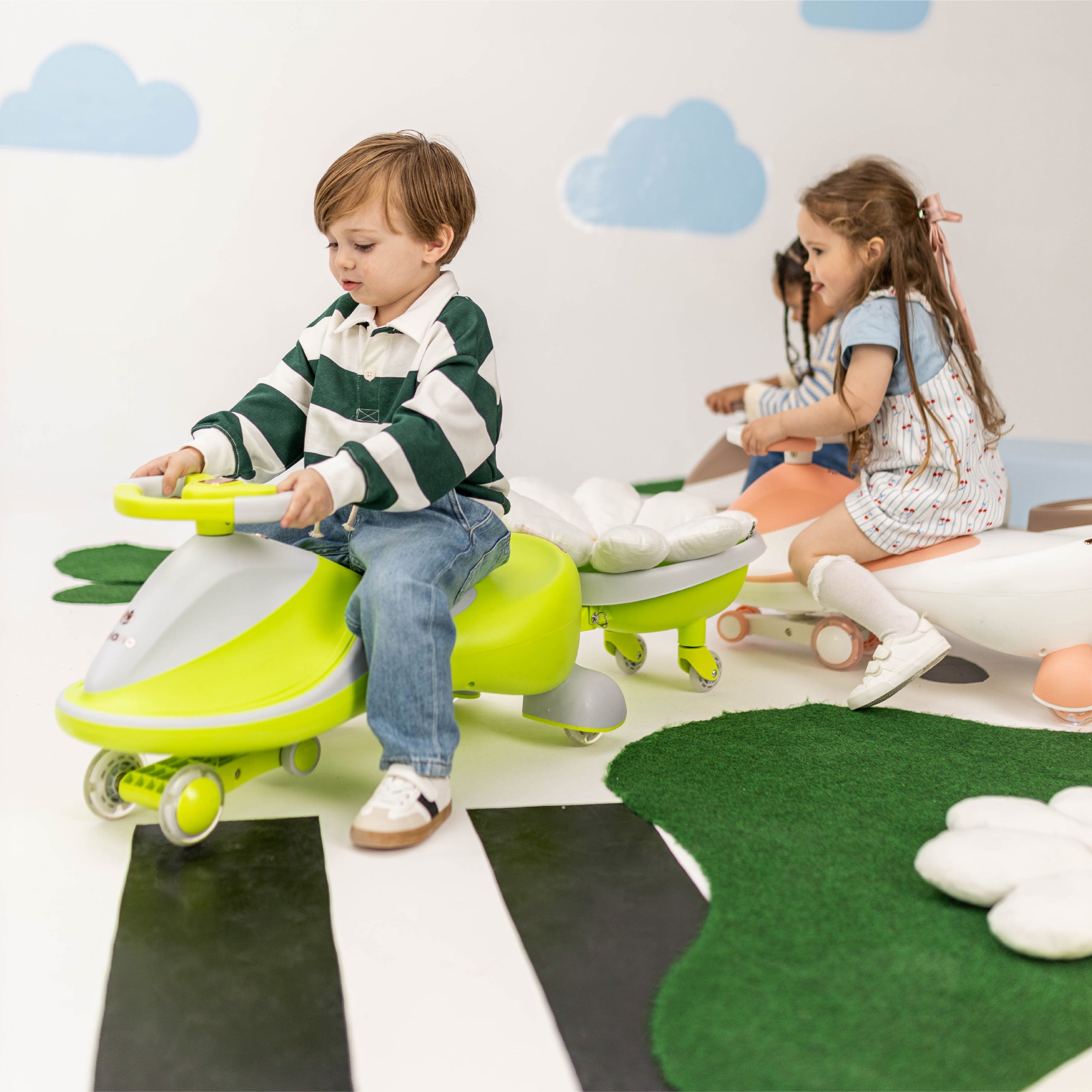 Cochecito infantil por gravedad con luces LED Tulano Focus 55 Green