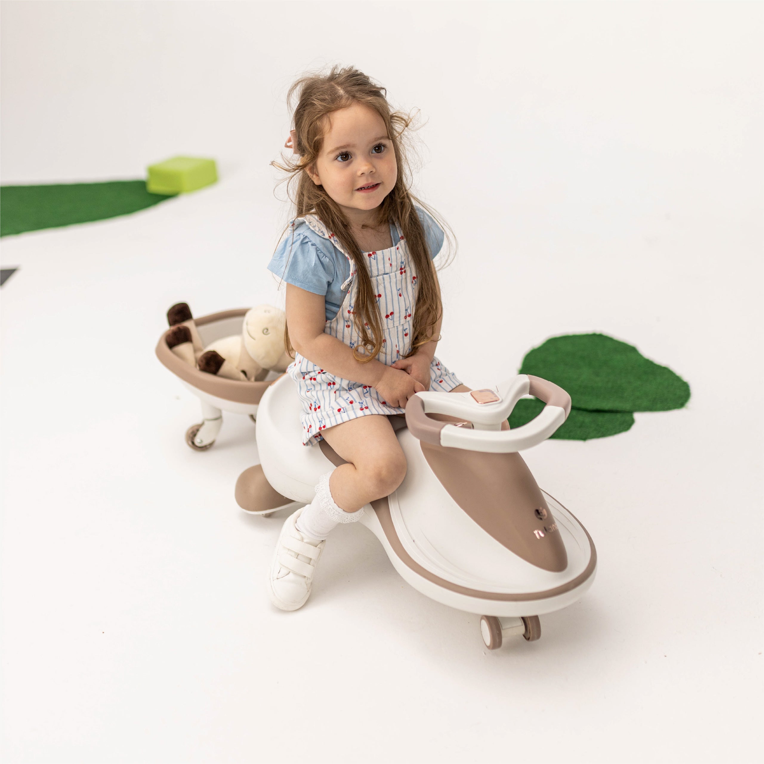 Cochecito infantil por gravedad con luces LED Tulano Focus 55 Grey