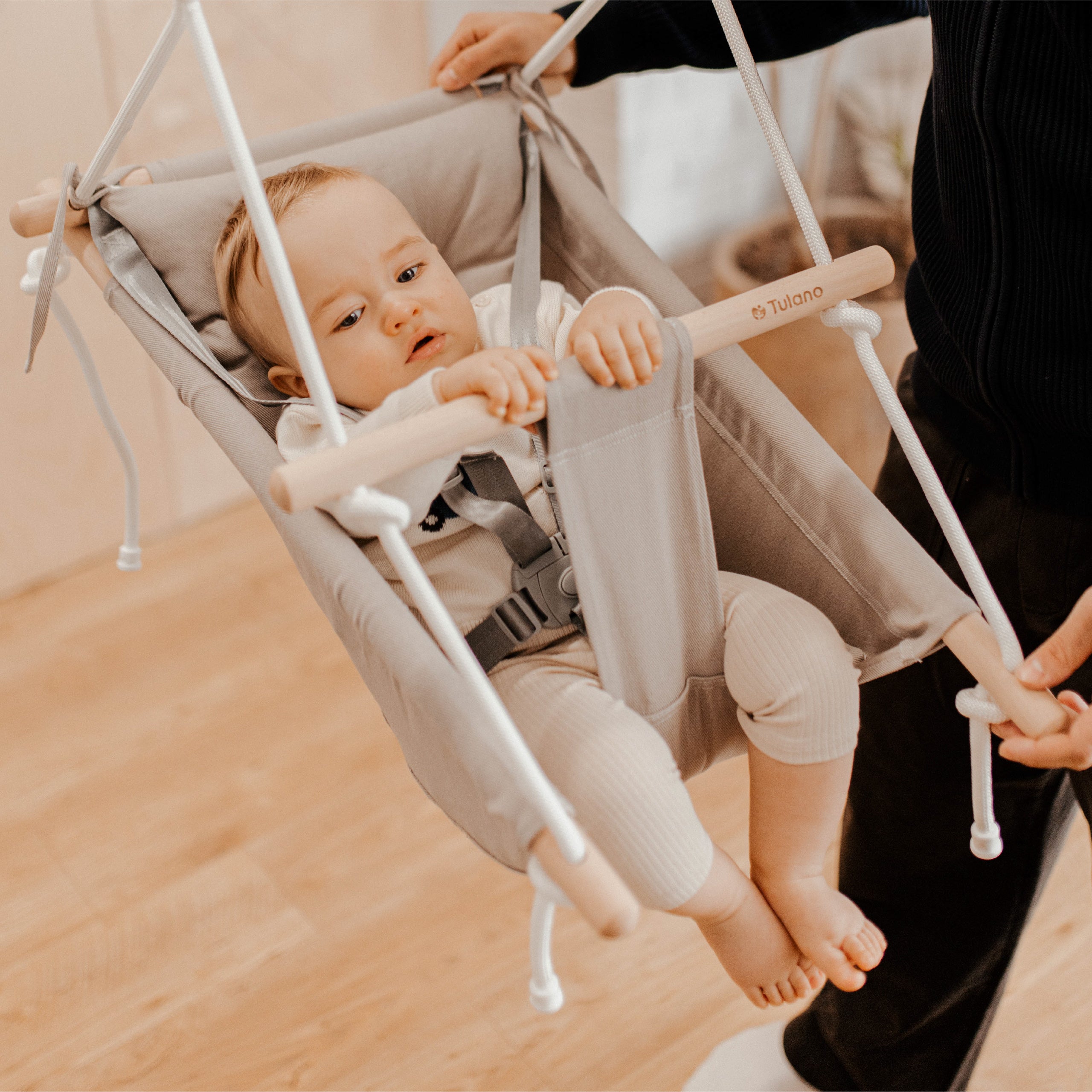 Columpio-mecedora para niños TULANO Hop 40 Gris-Blanco
