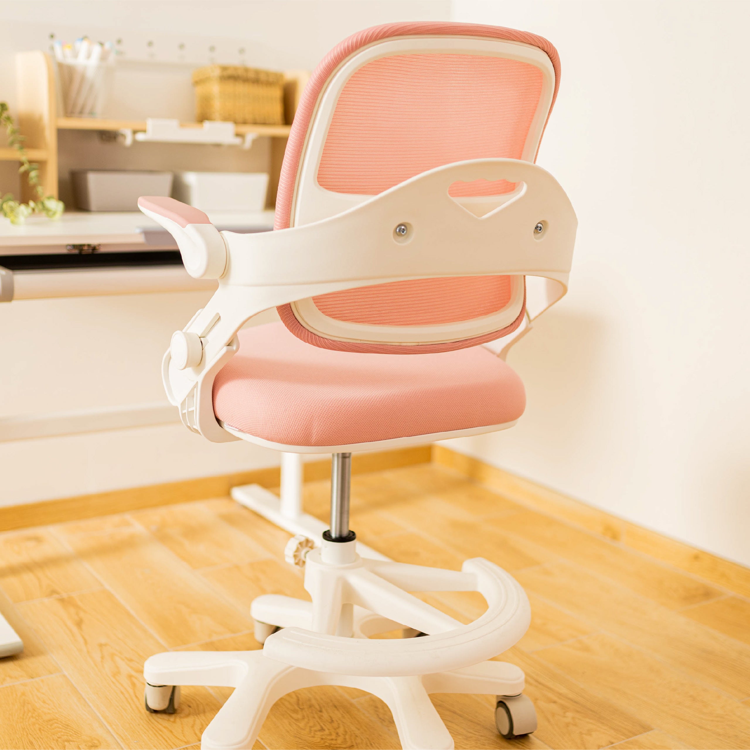 Sillón de escritorio para niños Mark Adler Junior 4.3 Rosa