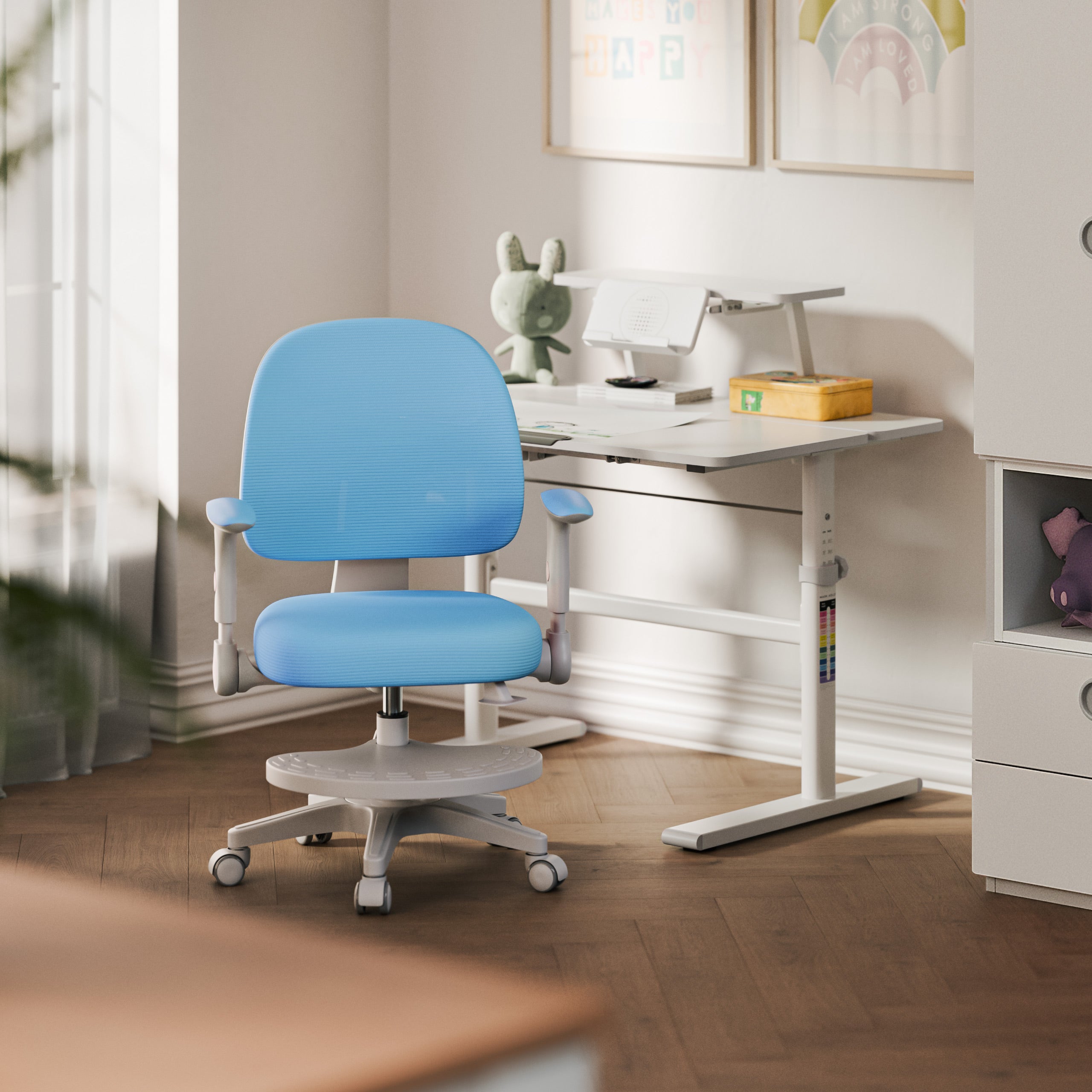 Sillón ajustable para niños Mark Adler Junior 5.0 Blue